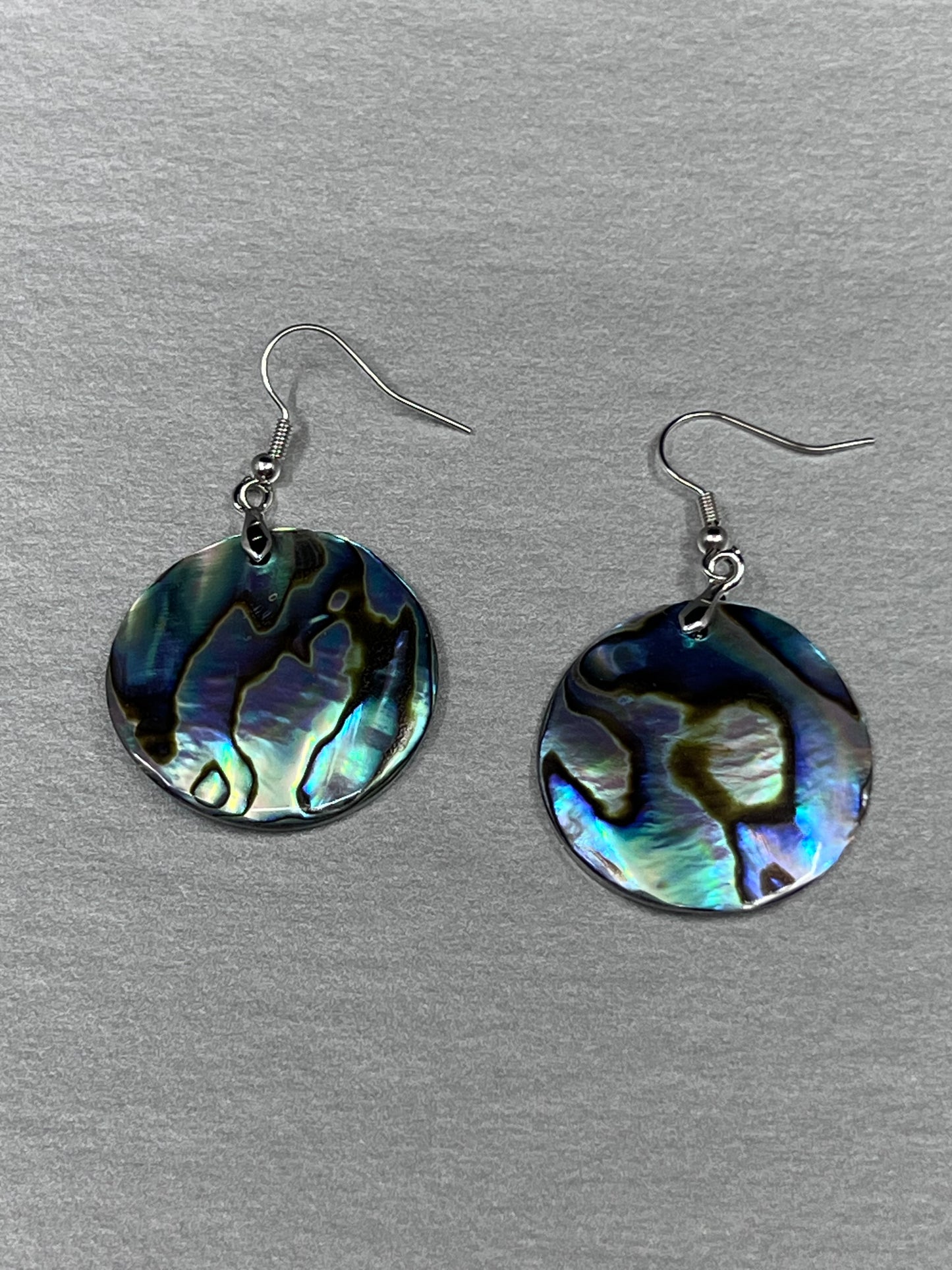 ER - Jackson;  Abalone/Mother of Pearl